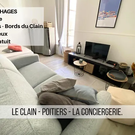 Le Clain- Poitiers Cathedrale -La Conciergerie Apartment Exterior photo